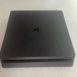 PS4 Controllers And 5 Games 