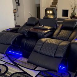 BLACK LEATHER SOFA 🛋️🛋️ Drop Down Center Console 🛋️🛋️
