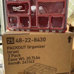 Milwaukee PACKOUT 11-Compartment Impact Resistant Portable Small Parts Organizer
