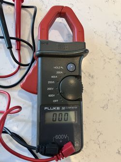 FLUKE 30 Clamp Meter.