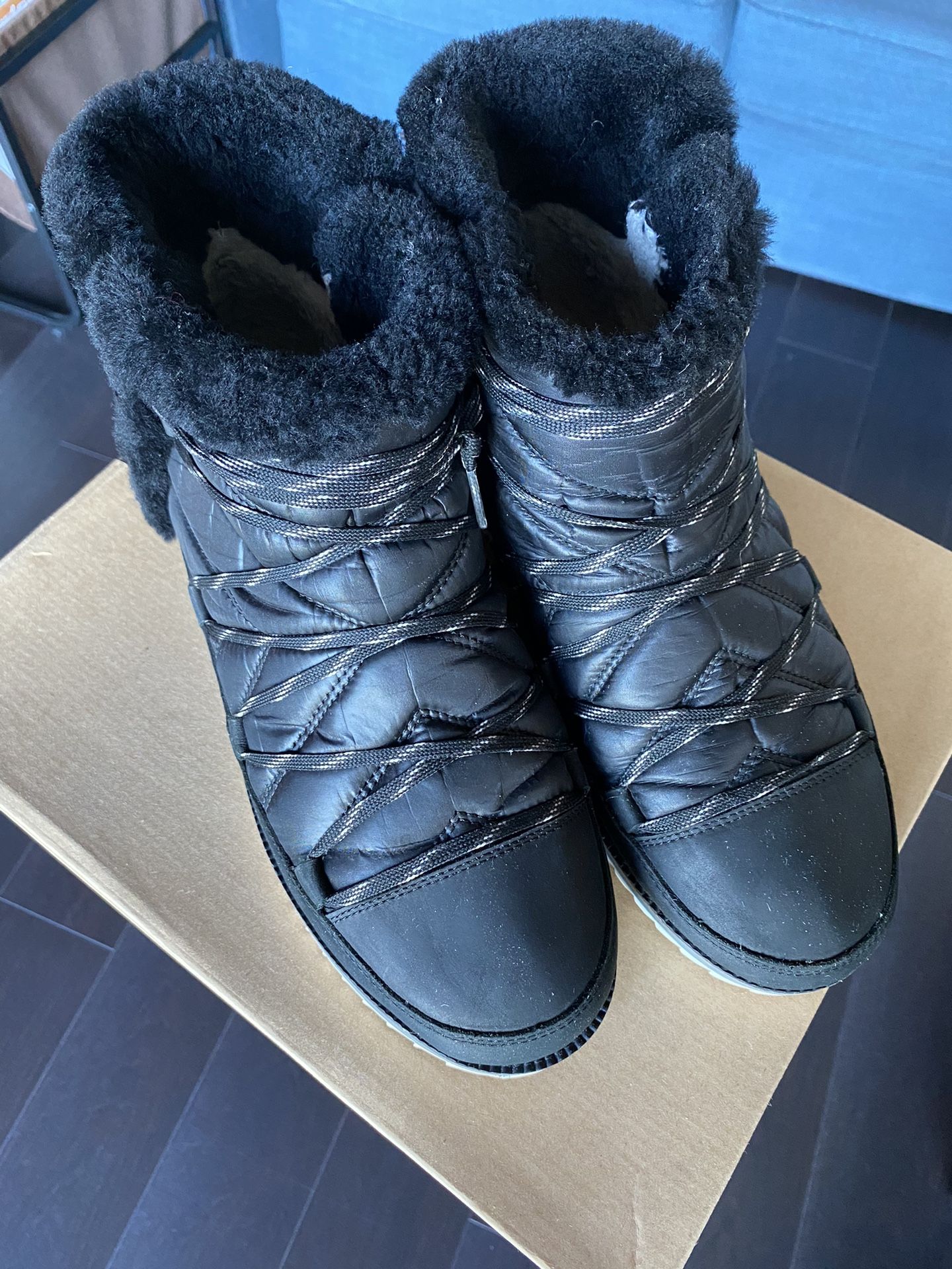 Ugg Cayden Boot