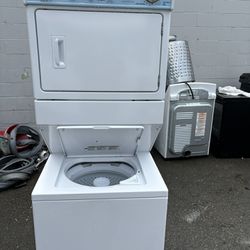 Whirlpool Laundry Unit Set 