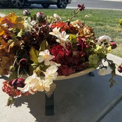 Beautiful Silk Plant Centerpiece. 