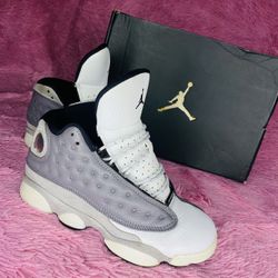 13 Retro Jordan’s atmosphere grey 