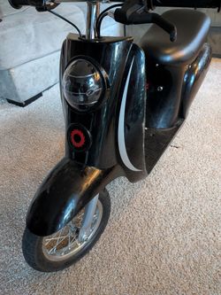 Razor Razor Pocket Mod Miniature Euro 24 Volt 250 Watt Electric Retro Scooter, Black