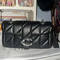 Authentic Coach Tabby 20 Bag