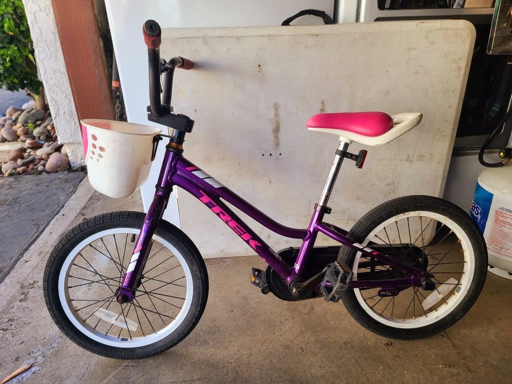 Trek Precaliber 16" Girls Bike Bicycle With Seat Handle