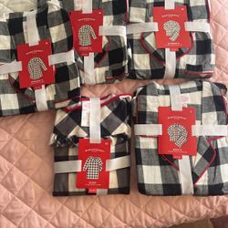Family Sleep Set 