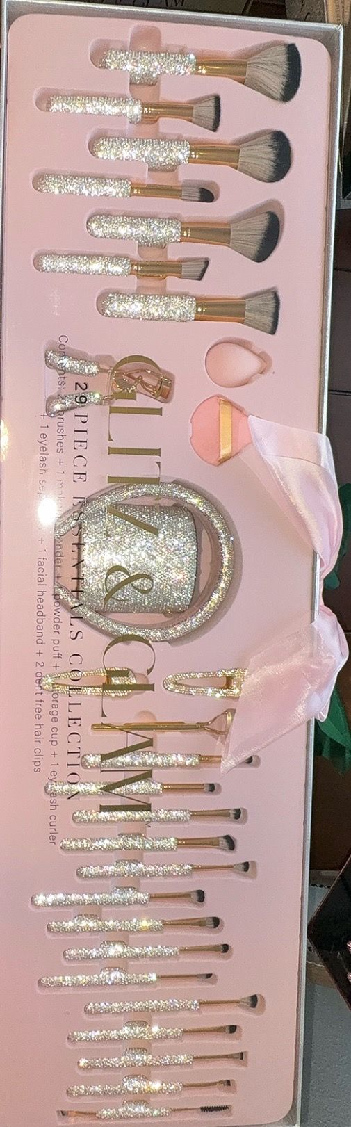 Glitz and glam 29 brush set in silver