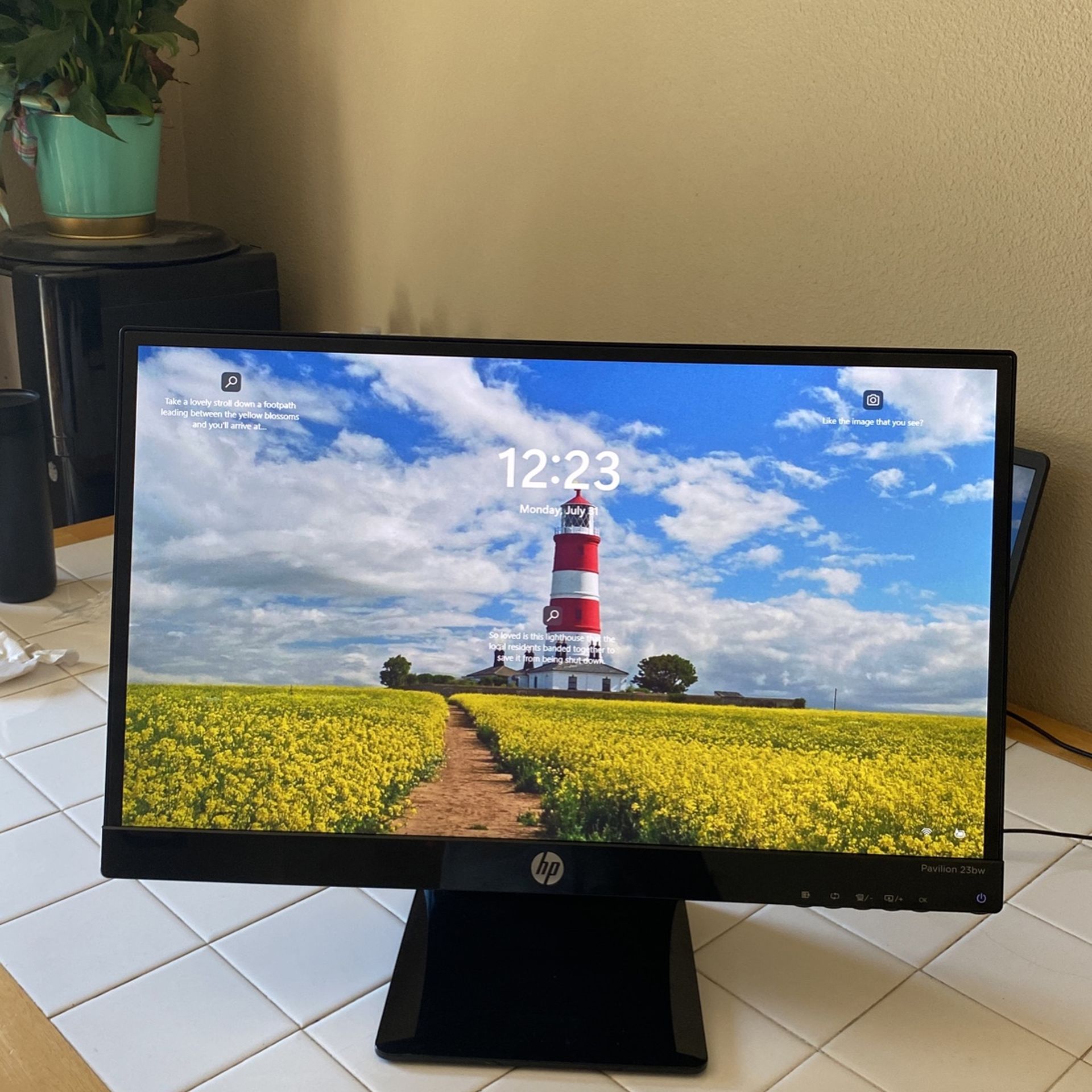 HP Pavilion 23bw 23" 1080p Full HD IPS LED Monitor, HDMI DVI VGA