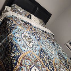 Queen Bedroom Set