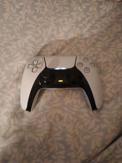 PlayStation 5 controller