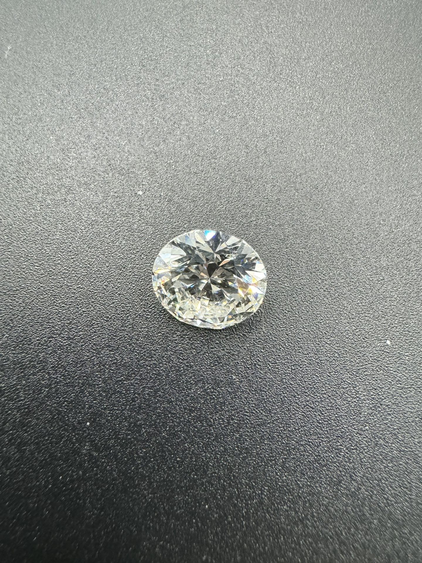 3.69 Ct ROUND cut Diamond