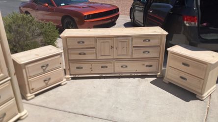 Bedroom set