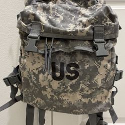 US Military Backpack • Rugged; Genuine; Stellar Conditions