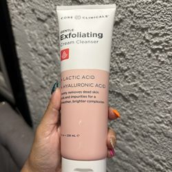 GENTLE EXFOLIATING CREAM CLEANSER - NEW - $15