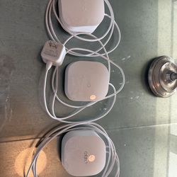Eero router and 2 extenders