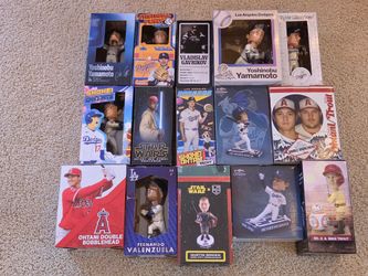 Bobbleheads Bundle