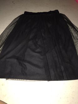 Black tulle skirt size