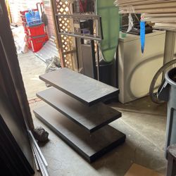 4’ Wide Tv Stand