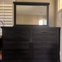 Large Solid wood dresser with vanity mirror
