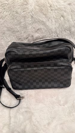LV Sac Leoh Messenger Bag