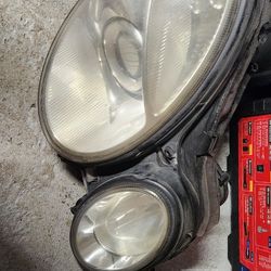 Mercedes E Class Headlight Set