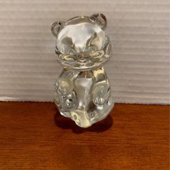 Fenton Art Glass Baby Cub 3 1/2 Inches A2
