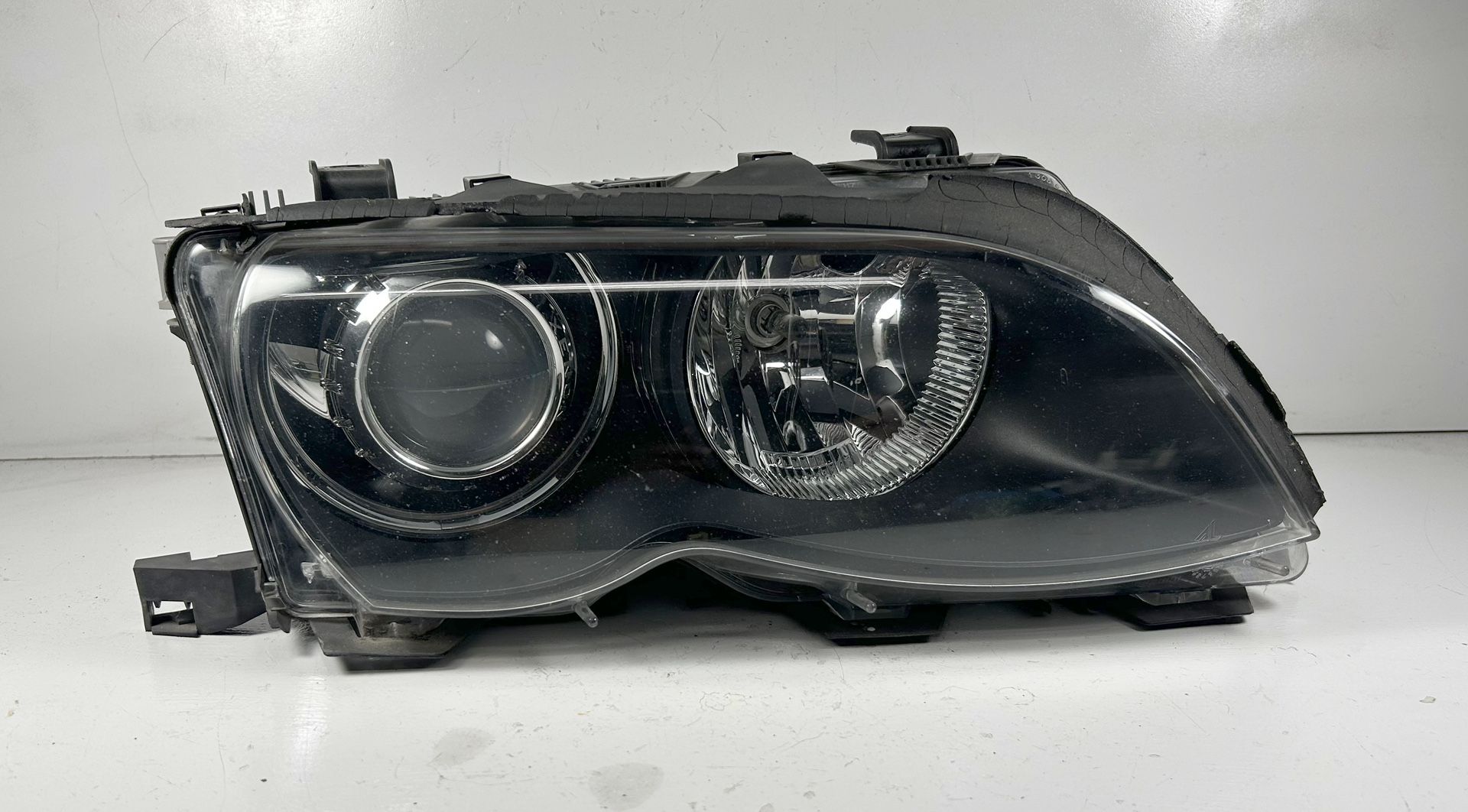 BMW E46 330i 325i PASSENGER BI-XENON HEADLIGHT
