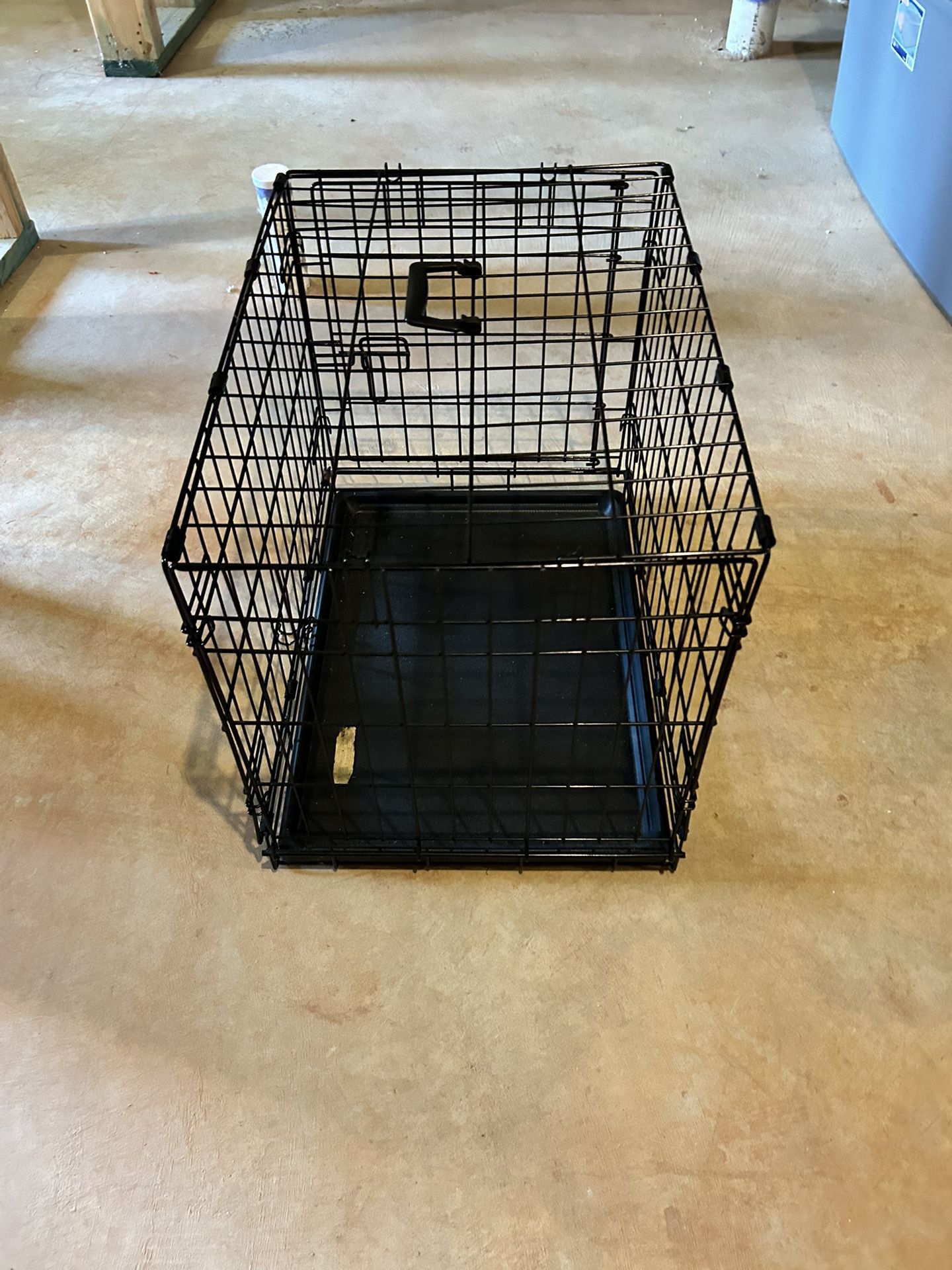 Dog Crate (24”Lx17”Wx19.5”H)