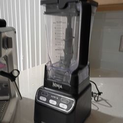 Ninja professional smoothie  Blender