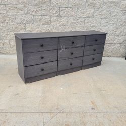 Gray Matte Bedroom Dresser Set! 