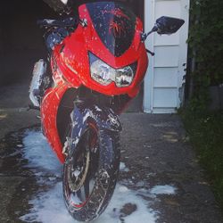 Clean 2012 Kawasaki Ninja