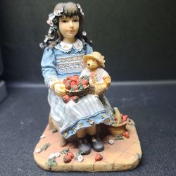 Vintage statue Chrysalis Christine Howarth Leonardo Collection