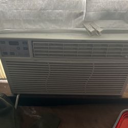 3 Window Ac Units $100 For All 3
