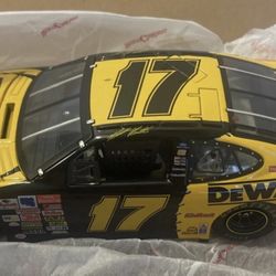 Matt Kenseth 1:24 2003 Champion #17 DEWALT Racing TEAM CALIBER Preferred Series