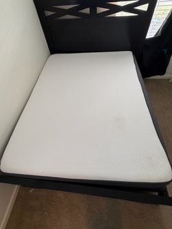 MUST SELL BY SEPT 30- Casper Queen Mattress + Foundation Bundle