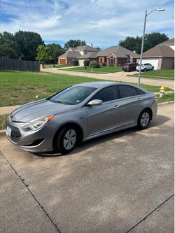 2013 Hyundai Sonata Hybrid