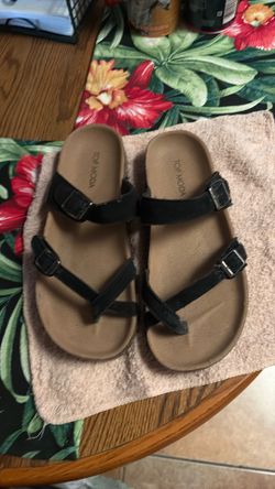 Eastside, Size 8 Strap Sandals