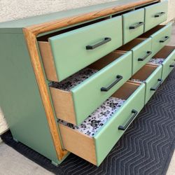 Dresser/Cajonera/Tocador/Gavetero