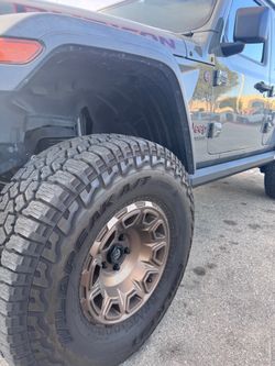 Fuel vengeance Rims Only (5) Off Road 17x9 5x5 Bronze