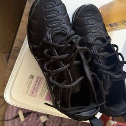 Two Pair of Nike’s for $20.00 size 7 women’s.