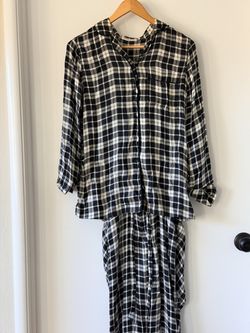 Equipment 100% Silk Pajama Set - Black White Plaid, XS (Runs Large), with Storage Pouch