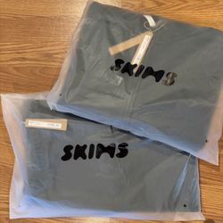 SKIMS Spruce Classic zip up hoodie w/ classic straight leg pants (UNISEX)