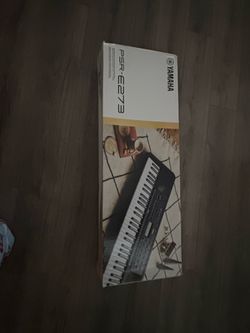 Yamaha PSR-E273