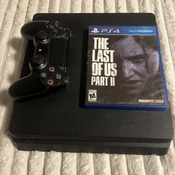 PS4 With Two Different Last Of Us