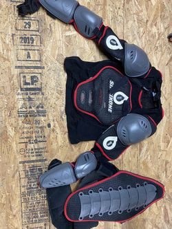 Sixsixone Pressure Suit 