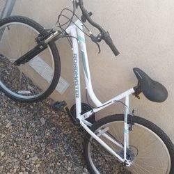 26" Roadmaster Woman's Bike