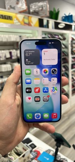 iPhone 15 Plus 128Gb *Unlocked* + *With Warranty* + *With Charger*