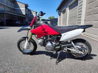 Yamaha ttr 50cc 2014 Lost spark cranks lots compression